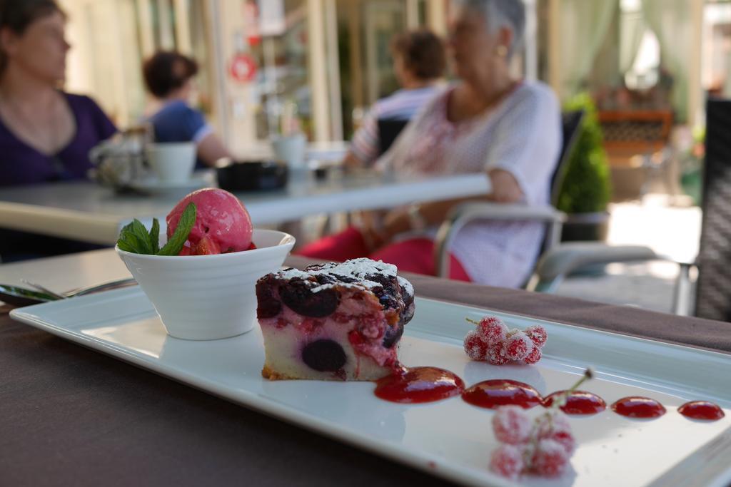Auberge Aux Deux Sapins Montricher Zewnętrze zdjęcie