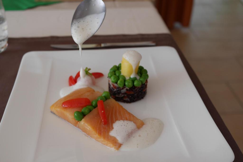 Auberge Aux Deux Sapins Montricher Zewnętrze zdjęcie