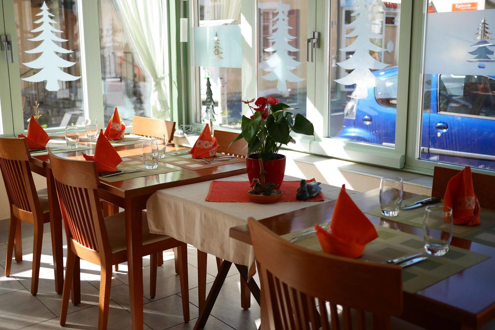 Auberge Aux Deux Sapins Montricher Zewnętrze zdjęcie